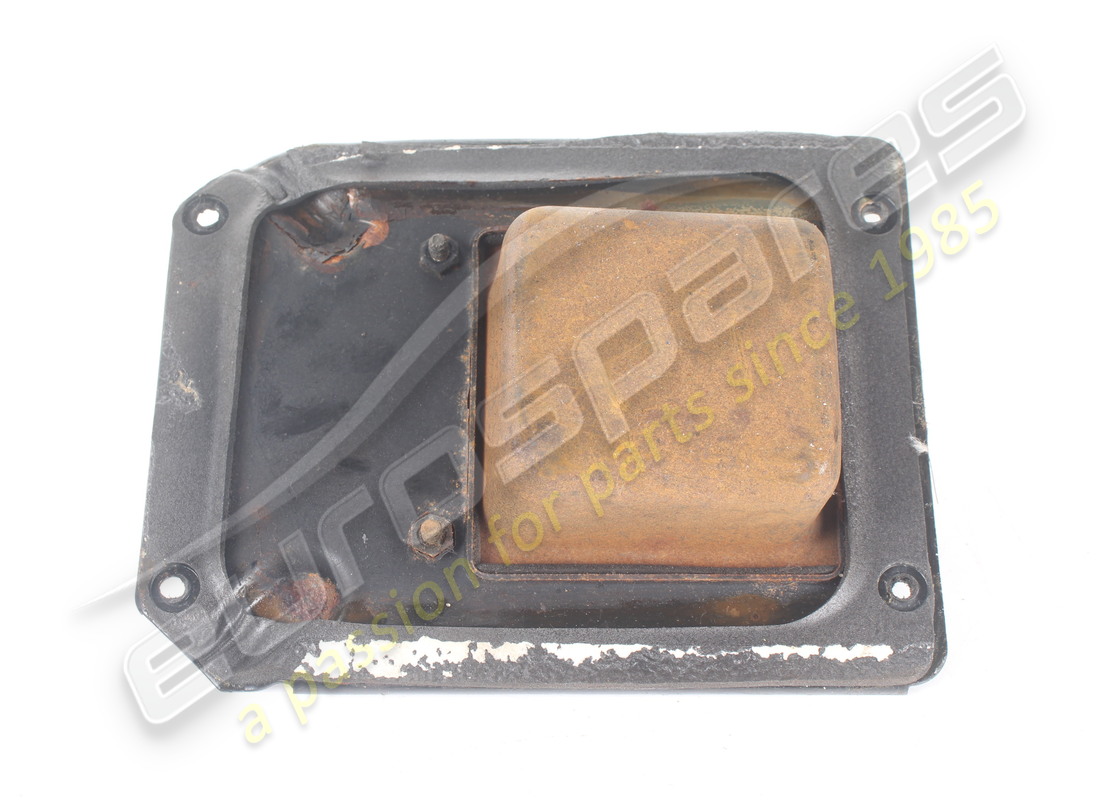 GEBRAUCHTE MASERATI KOMPLETTE PLATTE FÜR TUNNEL. TEILENUMMER 365209151 (6) gebrauchte maserati komplette platte für tunnel. teilenummer 365209151 (6)