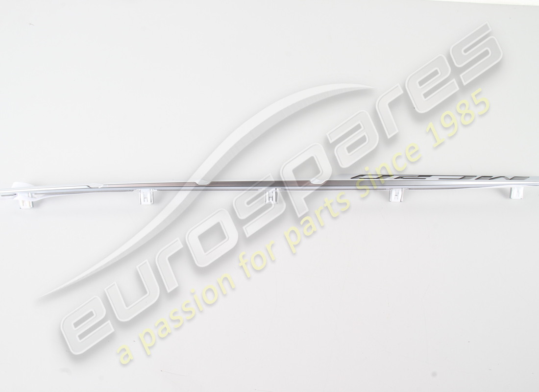 neu maserati linkes seitensiegel. teilenummer 670158285 (4)