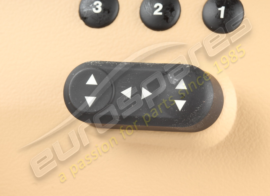 NEU (SONSTIGE) MASERATI RHD RH STRL-TASTENPANEL, BEIGE. TEILENUMMER 981321830 (5) neu (sonstige) maserati rhd rh strl-tastenpanel, beige. teilenummer 981321830 (5)