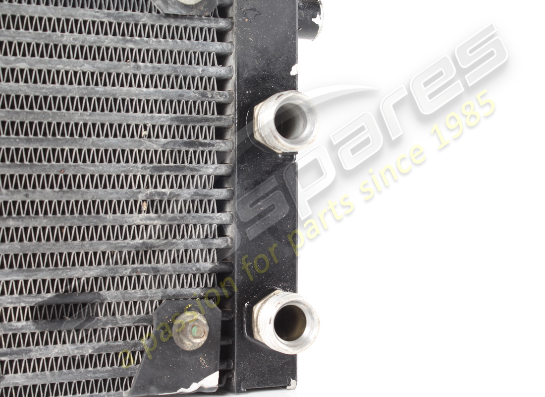 gebrauchter ferrari ölkühler. teilenummer 266825 (2)