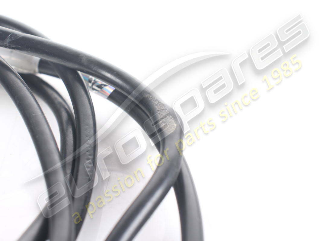 GEBRAUCHTES GPS-ANTENNENVERLÄNGERUNGSKABEL FERRARI. TEILENUMMER 335614 (2) gebrauchtes gps-antennenverlängerungskabel ferrari. teilenummer 335614 (2)