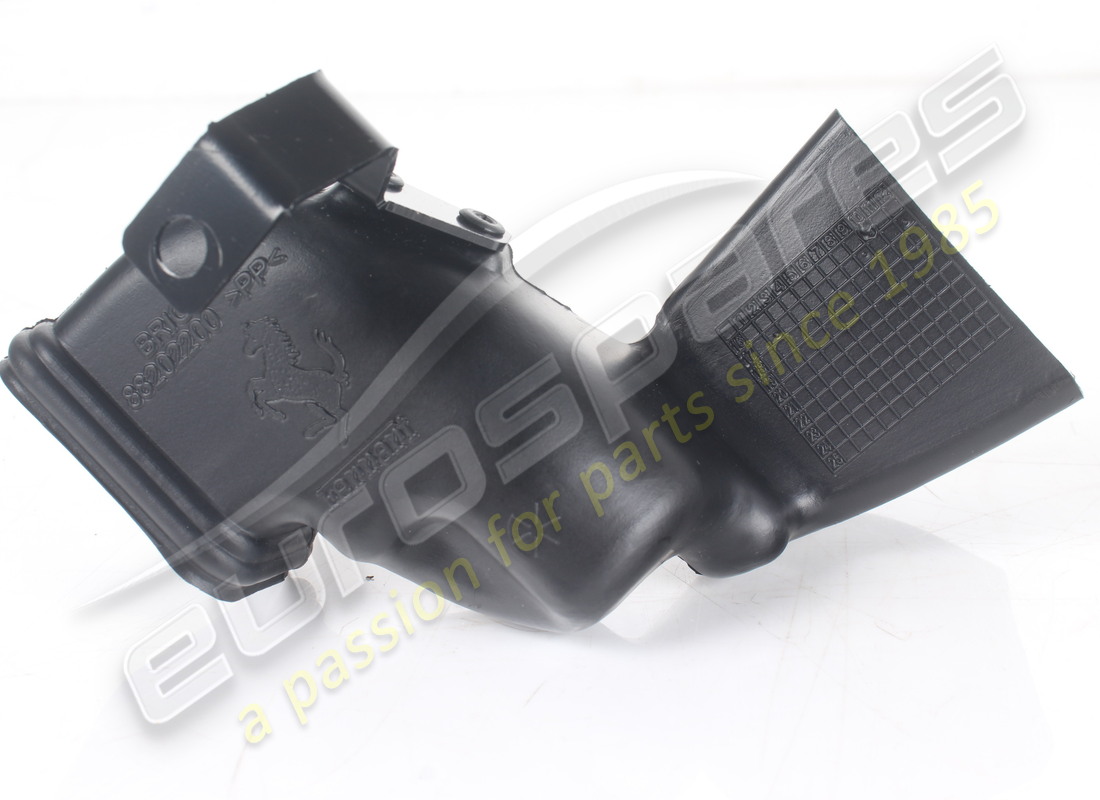 GEBRAUCHT Ferrari UNTERER FUSSWELT AUF DER BEIFAHRERSEITE. TEILENUMMER 88202000 (1) GEBRAUCHT Ferrari UNTERER FUSSWELT AUF DER BEIFAHRERSEITE. TEILENUMMER 88202000 (1)