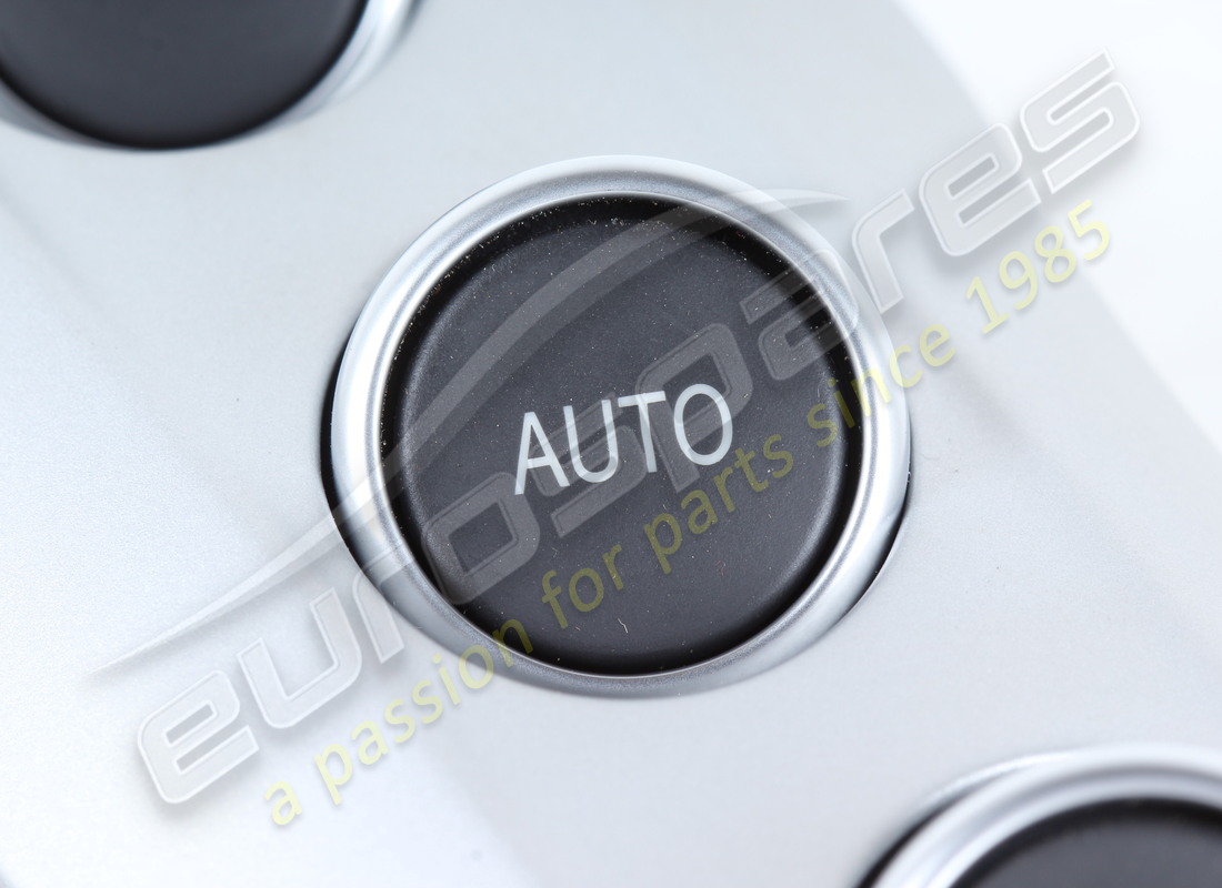 ferrari verwendet die f1 brücke vollständig. teilenummer 86461200 (7)