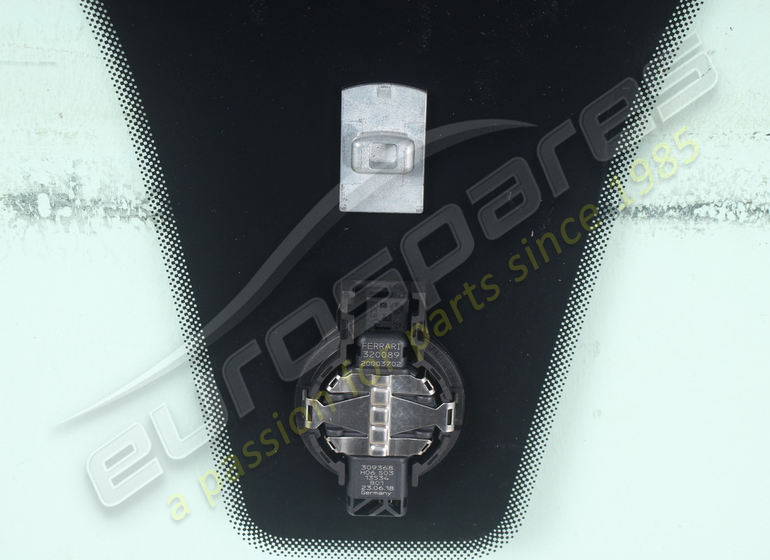 FERRARI WINDSCHUTZSCHEIBE GEBRAUCHT. TEILENUMMER 87916600 (5) ferrari windschutzscheibe gebraucht. teilenummer 87916600 (5)