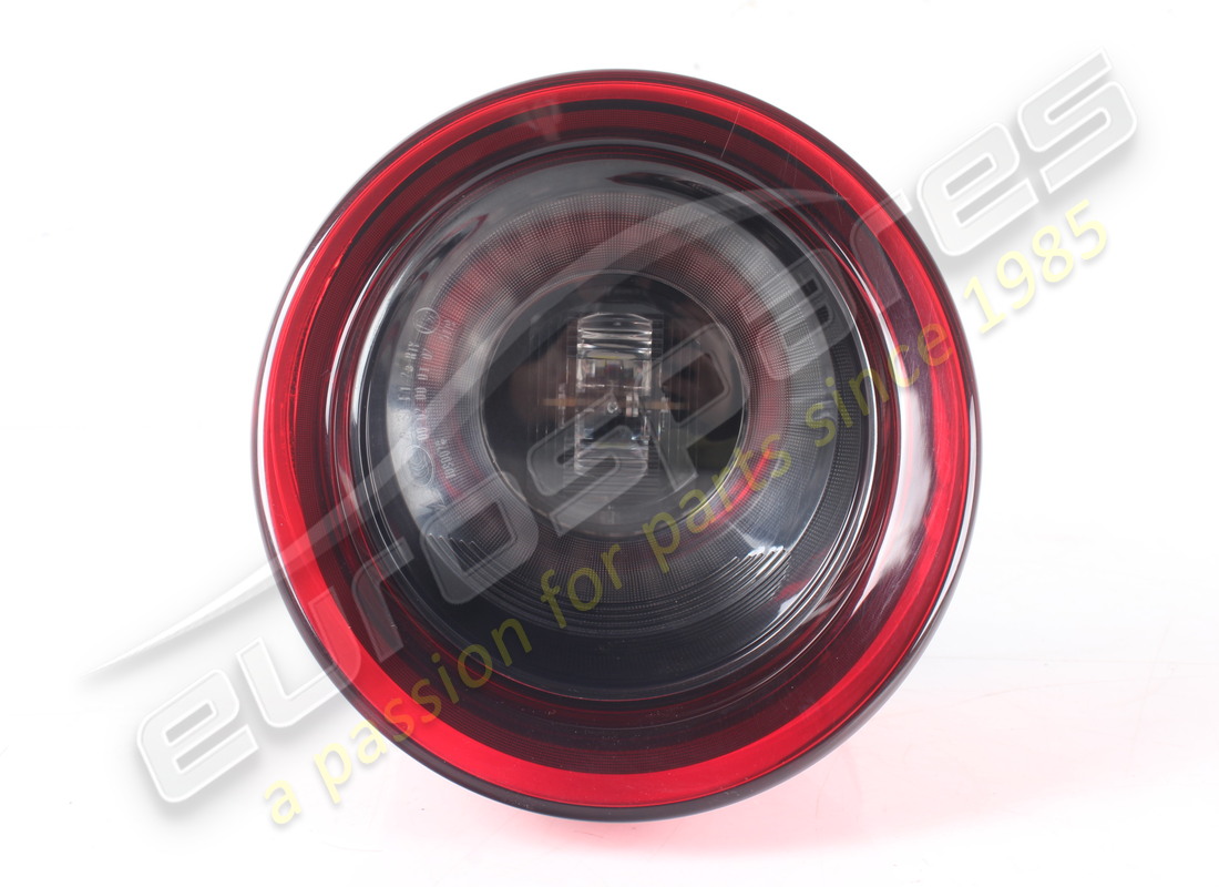 GEBRAUCHTES FERRARI INNERE RECHTE RÜCKLEUCHTE. TEILENUMMER 322257 (2) gebrauchtes ferrari innere rechte rückleuchte. teilenummer 322257 (2)