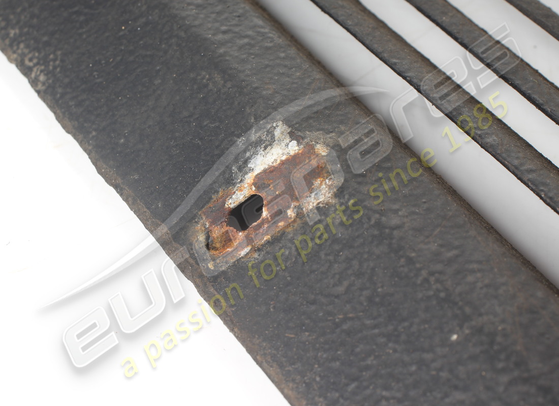 GEBRAUCHT FERRARI KIESSCHUTZ VORNE LINKS. TEILENUMMER 62576700 (2) gebraucht ferrari kiesschutz vorne links. teilenummer 62576700 (2)