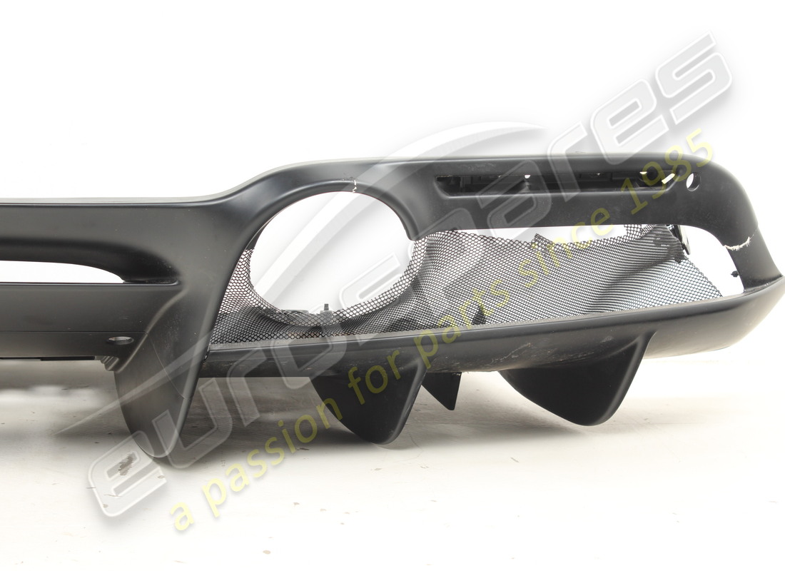 beschädigter ferrari vollständiger diffusor. teilenummer 863539 (3)