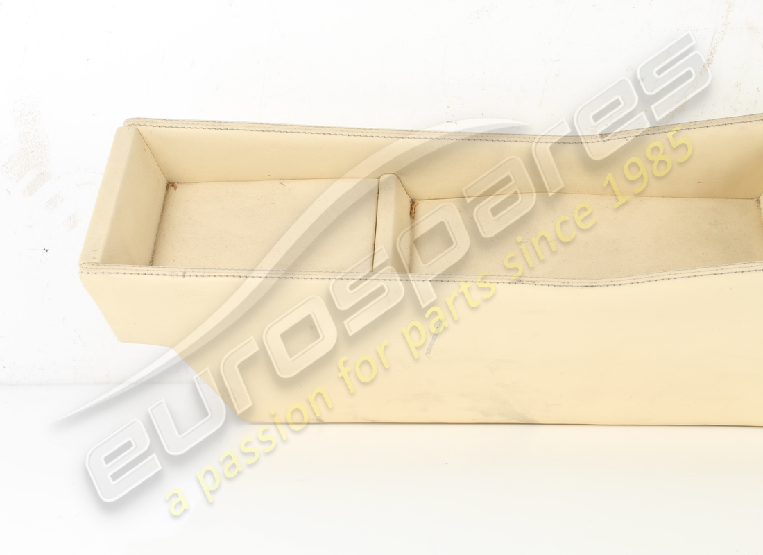gebrauchte ferrari rhd-konsole in creme vm3997. teilenummer 65450204 (2)