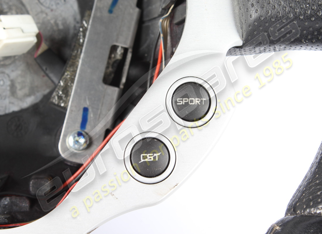 gebrauchtes ferrari 612 lenkrad. teilenummer 68070900 (3)