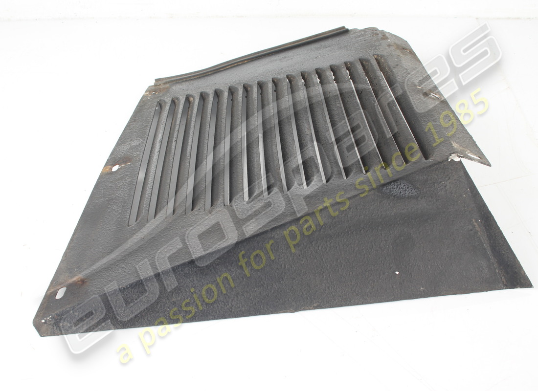 GEBRAUCHT FERRARI RECHTS UNTERES VORDERRADKASTENBLECH. TEILENUMMER 61750200 (3) gebraucht ferrari rechts unteres vorderradkastenblech. teilenummer 61750200 (3)