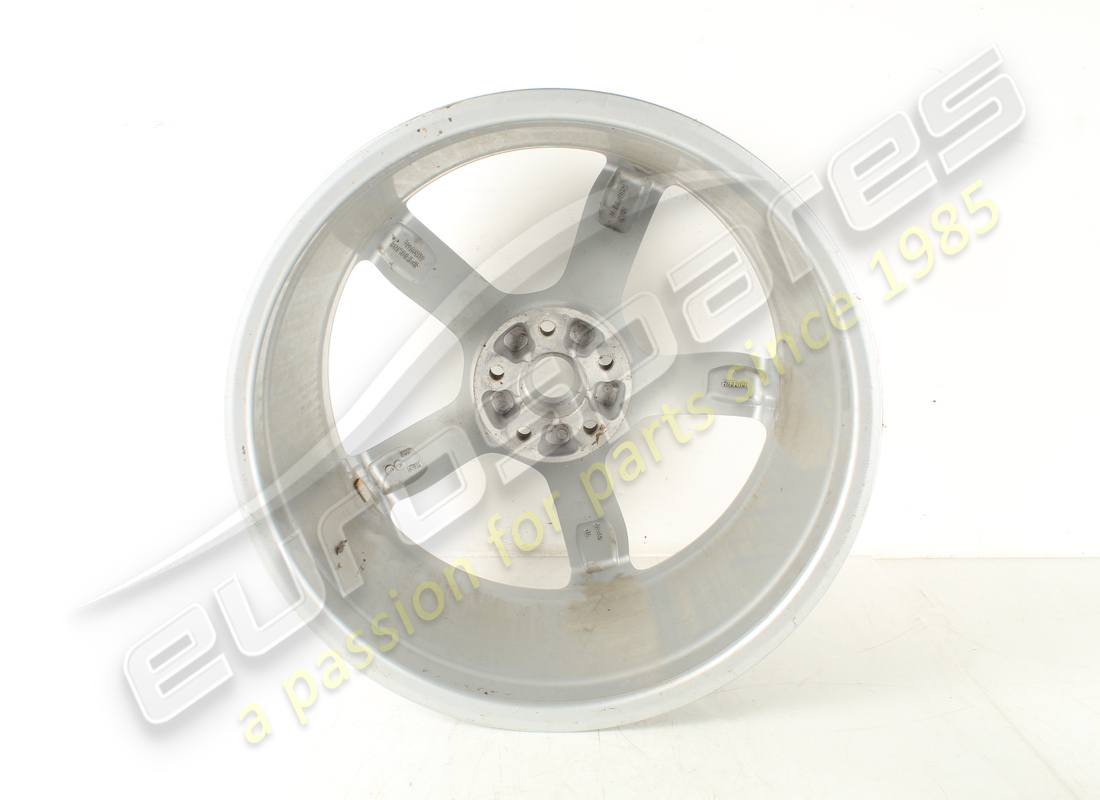 gebrauchtes ferrari hinterrad. teilenummer 336551 (6)