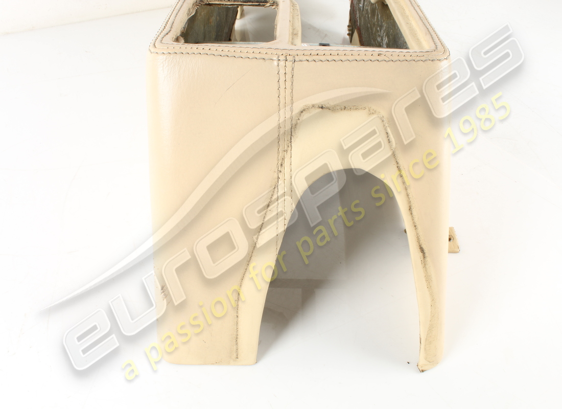 gebrauchter ferrari central tunnel rhd gts. teilenummer 61847600 (6)