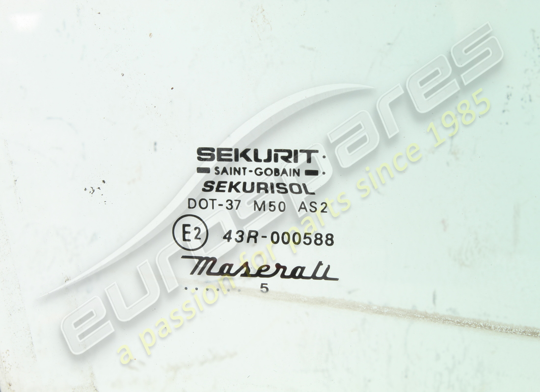 gebrauchte maserati fensterscheibe vorne rechts. teilenummer 377700330 (2)