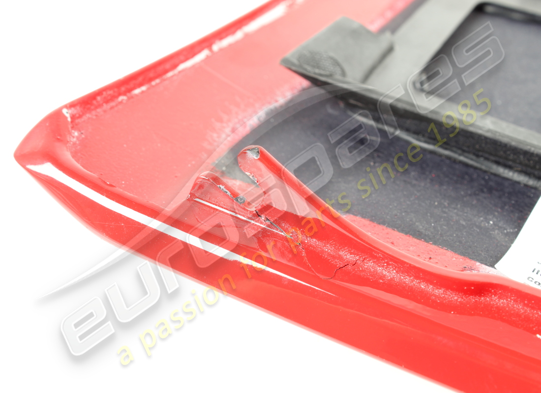 beschädigte ferrari komplette obere spoilerabdeckung. teilenummer 985821722 (8)