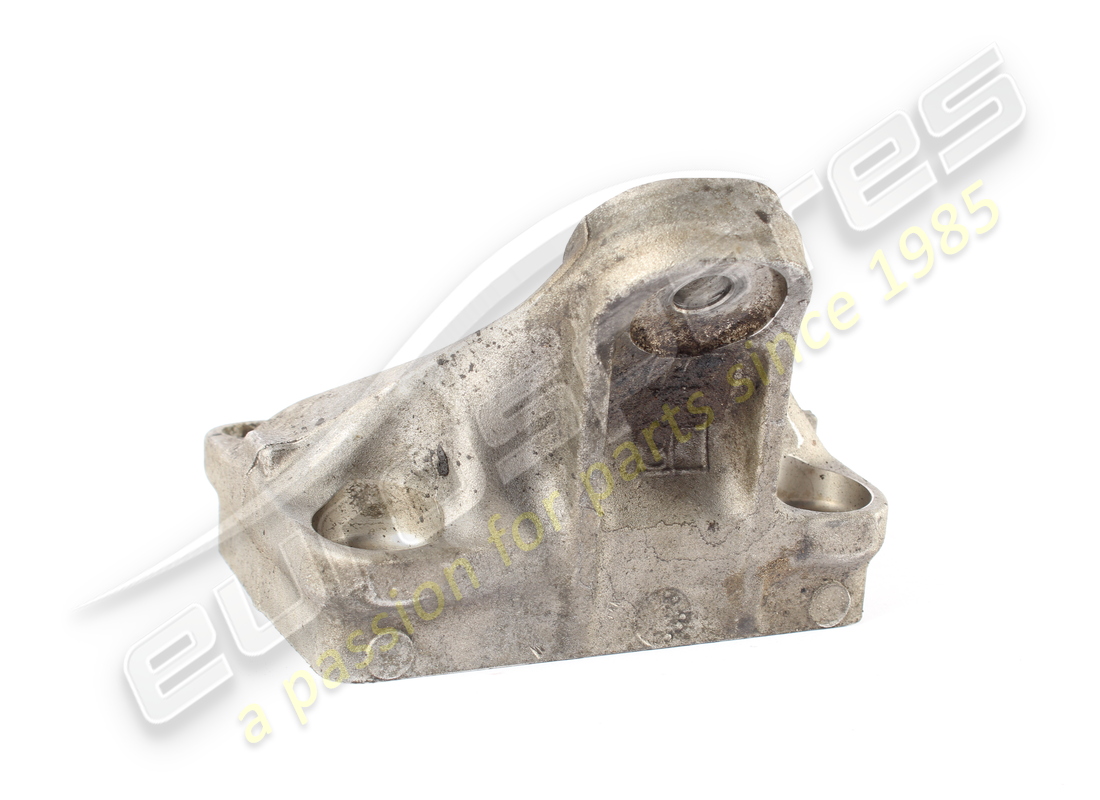 GEBRAUCHT FERRARI RH MOTORSTREBEN. TEILENUMMER 255568 (1) gebraucht ferrari rh motorstreben. teilenummer 255568 (1)