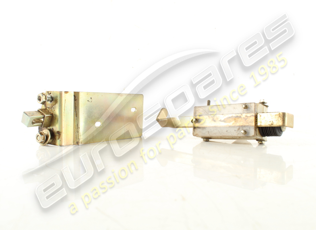 gebrauchter ferrari tankdeckelentriegelung mit motor. teilenummer eap1726477 (4)