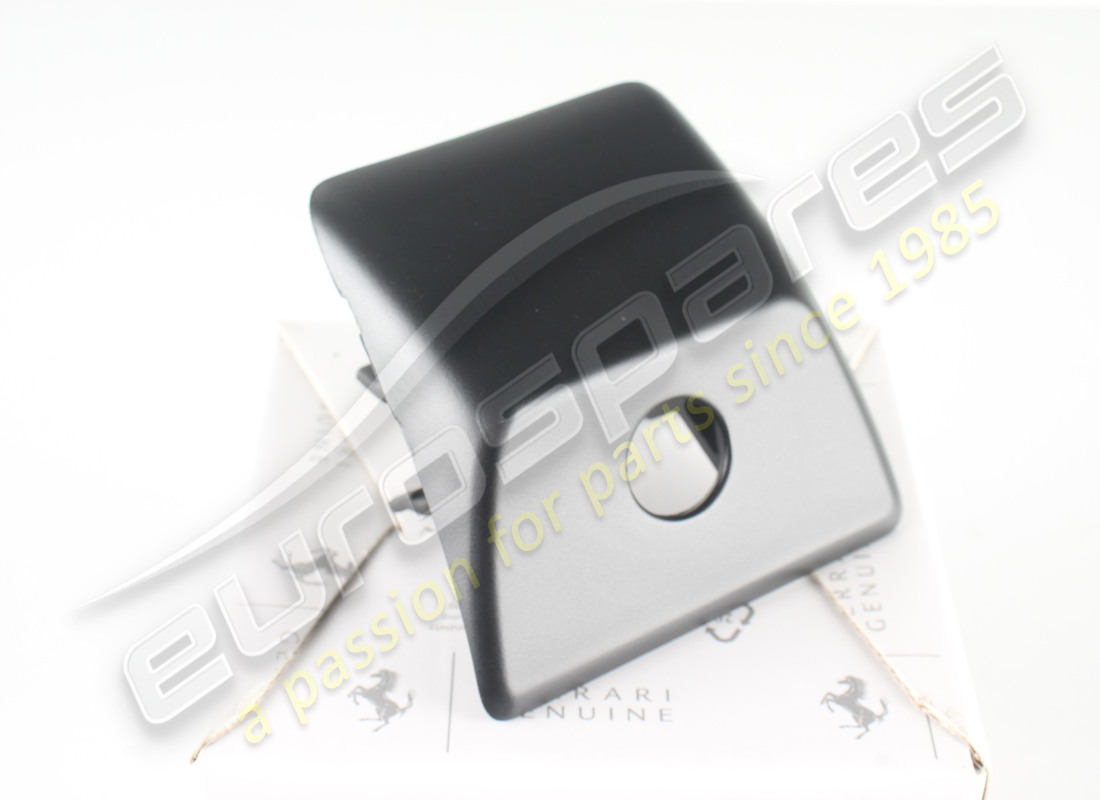 neue ferrari kosmetische abdeckung. teilenummer 877939 (3)