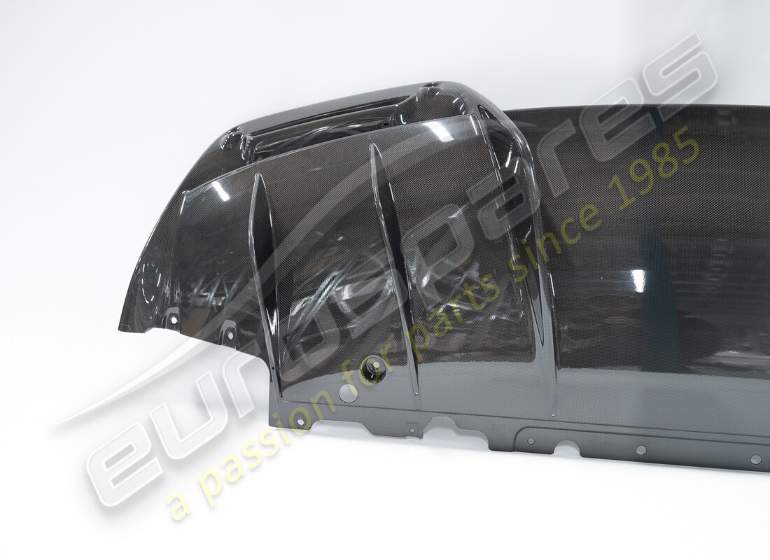 neu ferrari carbon heckdiffusor. teilenummer 887765 (5)