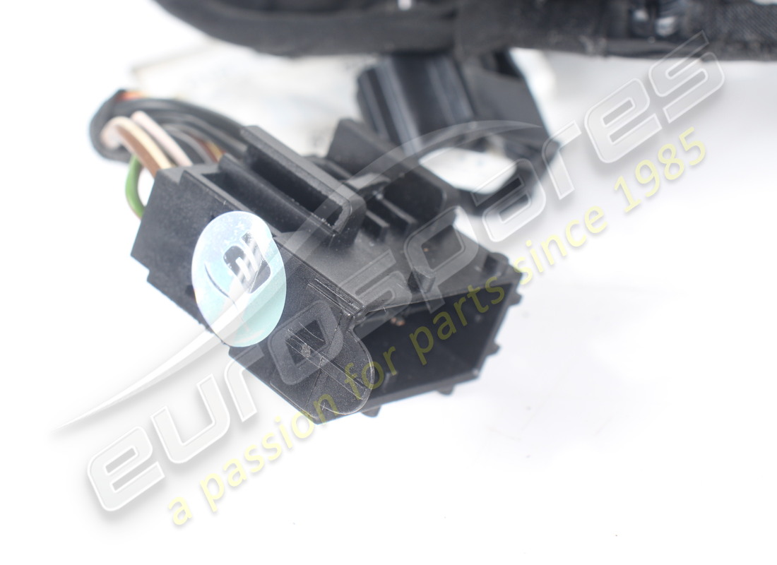 GEBRAUCHTES FERRARI HECKKLAPPENKABEL. TEILENUMMER 328511 (2) gebrauchtes ferrari heckklappenkabel. teilenummer 328511 (2)