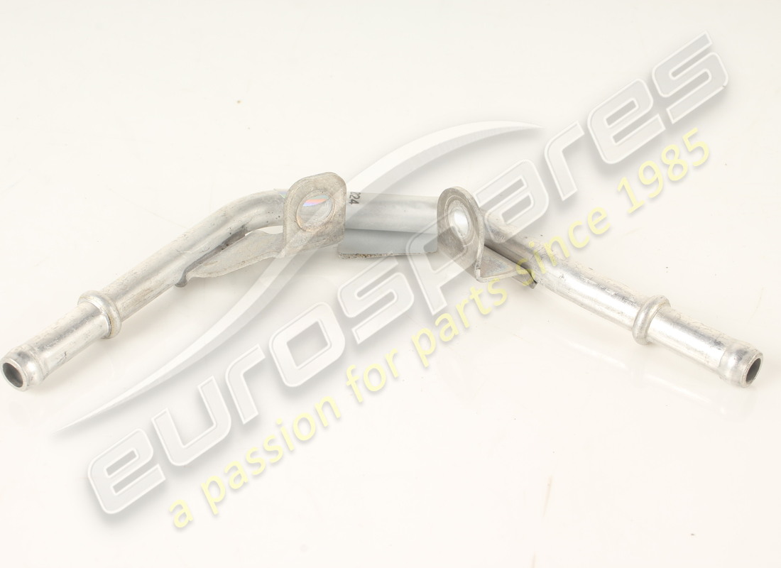 GEBRAUCHTES Ferrari STARRES ROHR FÜR AUSGLEICHSBEHÄLTER. TEILENUMMER 835534 (1) GEBRAUCHTES Ferrari STARRES ROHR FÜR AUSGLEICHSBEHÄLTER. TEILENUMMER 835534 (1)