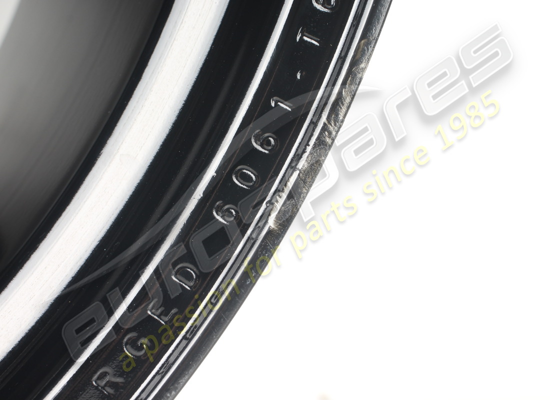 ÜBERHOLTES LAMBORGHINI HINTERRAD. TEILENUMMER 470601017BJ (5) überholtes lamborghini hinterrad. teilenummer 470601017bj (5)