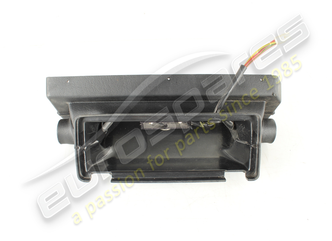 gebrauchter ferrari luftabläufeblatt. teilenummer 2578678610 (3)