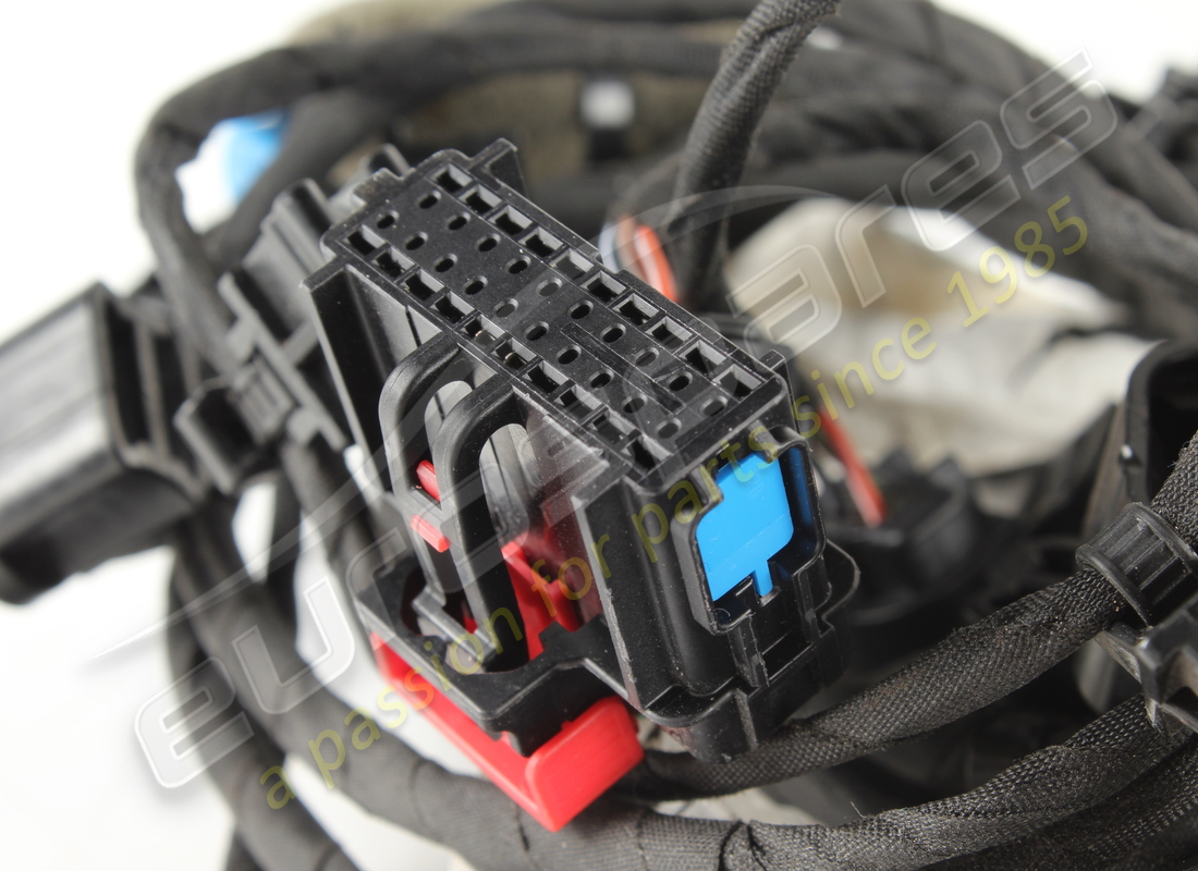 verwendet ferrari hinteres stoßstangenkabel. teilenummer 939011 (3)