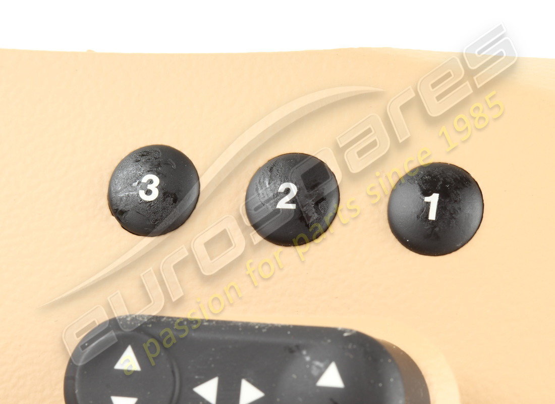 NEU (SONSTIGE) MASERATI RHD RH STRL-TASTENPANEL, BEIGE. TEILENUMMER 981321830 (4) neu (sonstige) maserati rhd rh strl-tastenpanel, beige. teilenummer 981321830 (4)