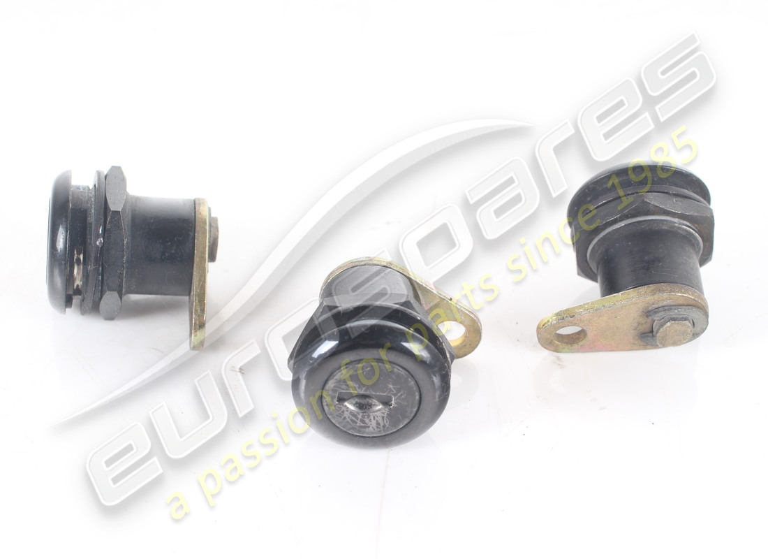 USED FERRARI LOCK SET GTS. PART NUMBER 61817500 (10) used ferrari lock set gts. part number 61817500 (10)