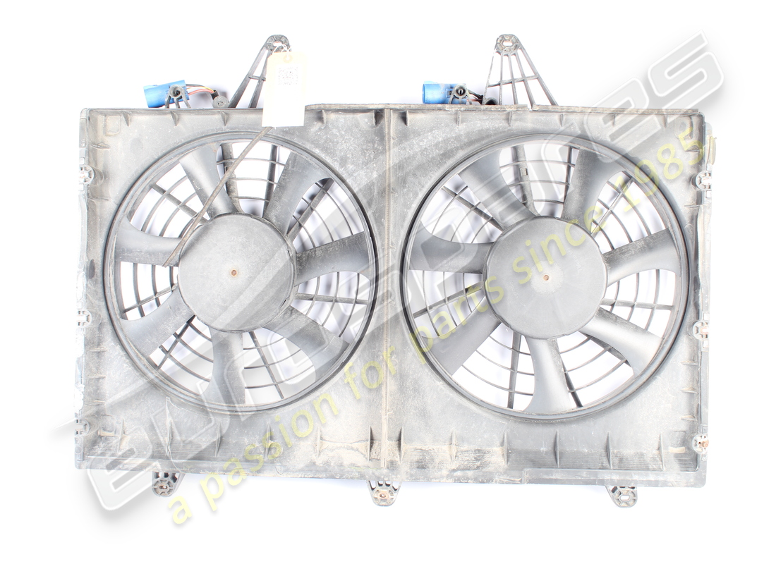 GEBRAUCHTE Ferrari HAUBE MIT ELEKTRISCHEN LÜFTERN. TEILENUMMER 267211 (1) GEBRAUCHTE Ferrari HAUBE MIT ELEKTRISCHEN LÜFTERN. TEILENUMMER 267211 (1)