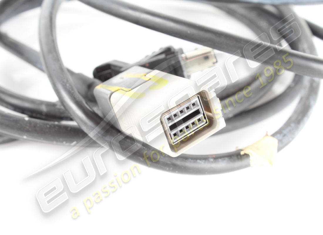 verwendetes ferrari nqs-ntm lvds-kabel. teilenummer 305233 (3)
