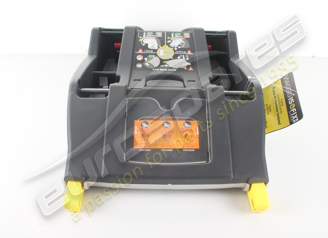 new maserati isofix base (pegperego). part number 940000421 (2)