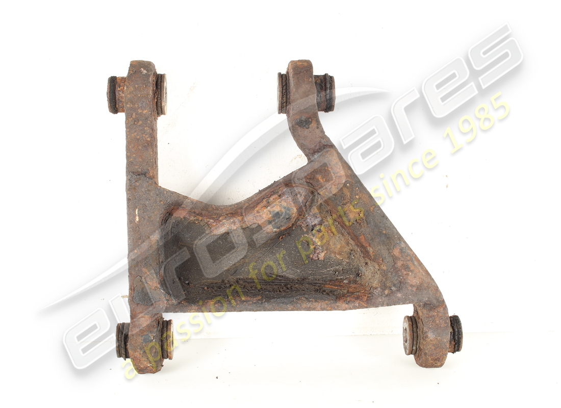 GEBRAUCHTER LINKER HINTERRADAUFHÄNGUNGSHEBEL (OBER HEBEL). TEILENUMMER 115715 (1)