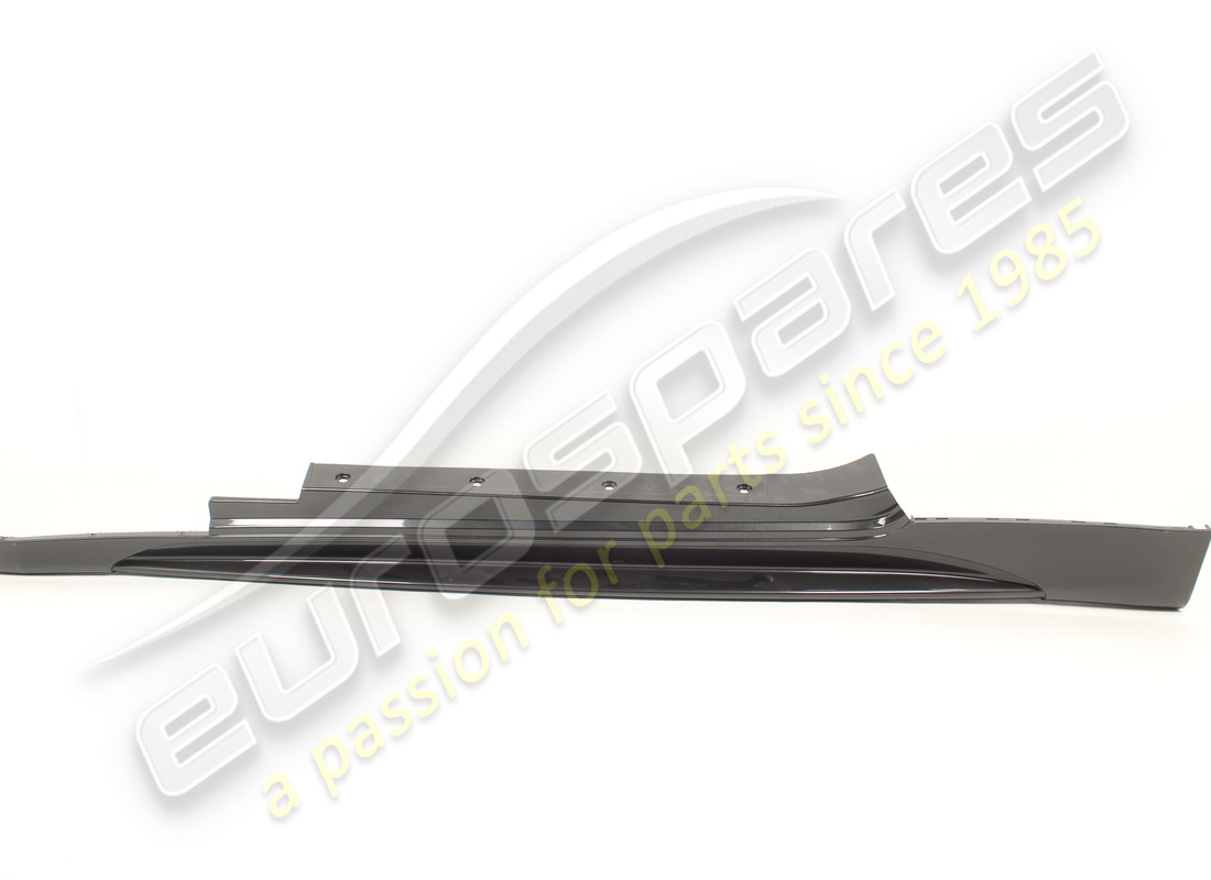 GEBRAUCHT Maserati LINKE SEITENSCHÜRZE. TEILENUMMER 980145474 (1)