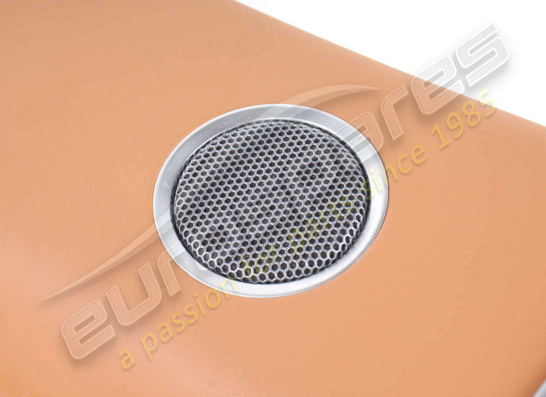 GEBRAUCHT FERRARI RECHTE MITTELSÄULENVERKLEIDUNG. TEILENUMMER 88854400 (2) gebraucht ferrari rechte mittelsäulenverkleidung. teilenummer 88854400 (2)