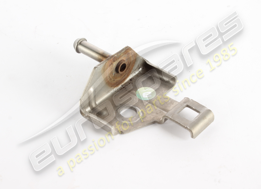 gebraucht maserati hintere auspuffschlauchhalterung si. teilenummer 670156391 (2)