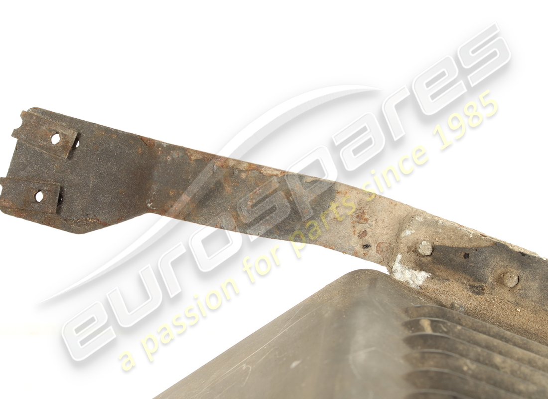 gebrauchter ferrari linker hinterer kiesschutz. teilenummer 65432100 (8)