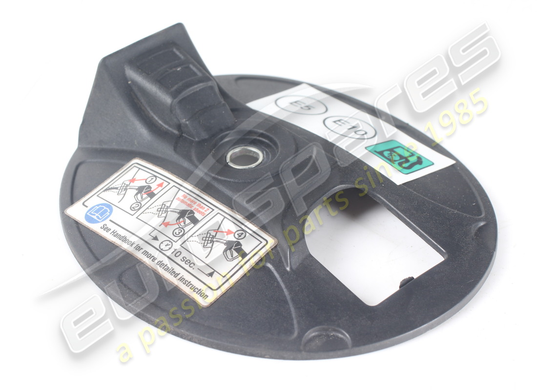 GEBRAUCHT FERRARI INNERE ABDECKUNG FÜR TANKEINFÜLLVENTIL. TEILENUMMER 87740700 (1) gebraucht ferrari innere abdeckung für tankeinfüllventil. teilenummer 87740700 (1)