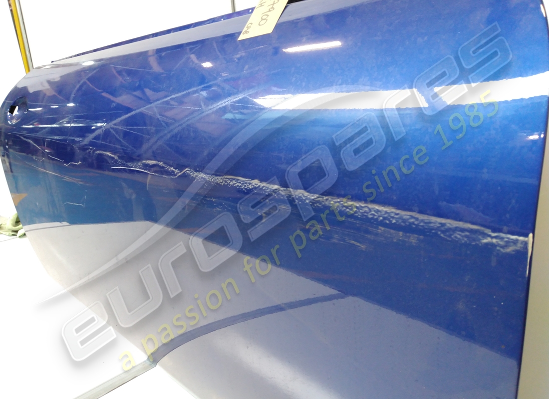 gebrauchte maserati komplette rechte tür. teilenummer 81797900 (2)