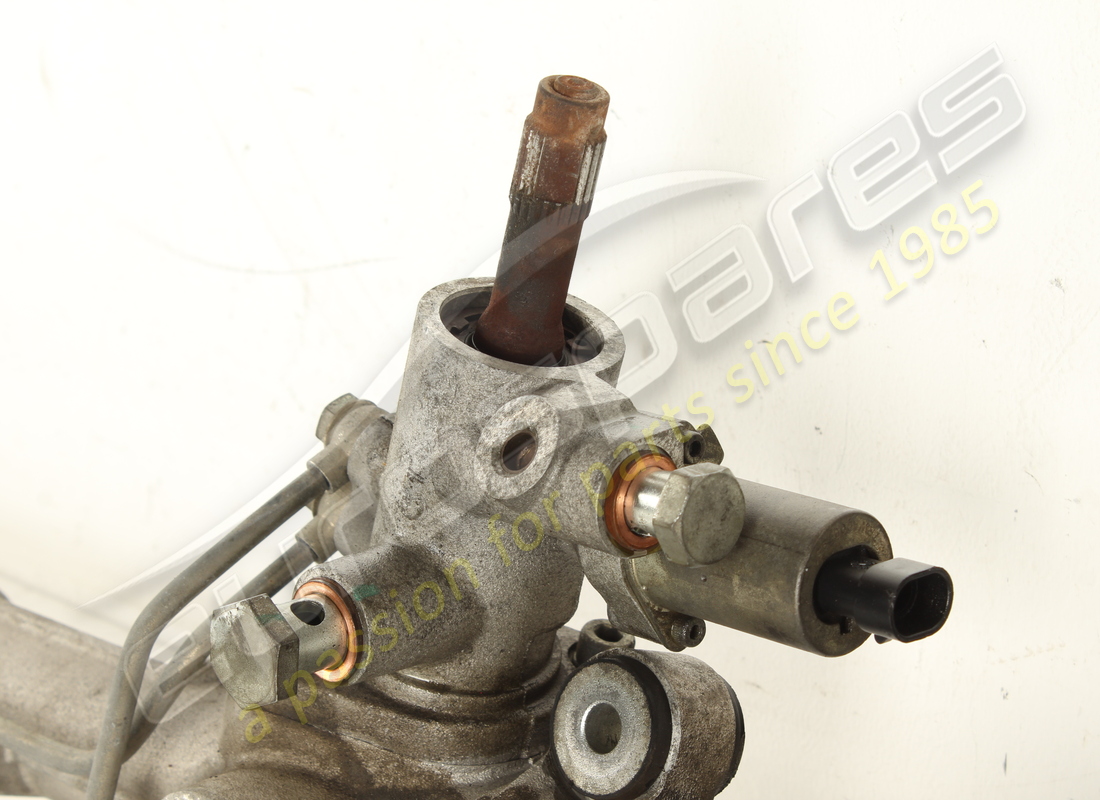 gebrauchtes ferrari lenkgehäuse. teilenummer 256225 (6)