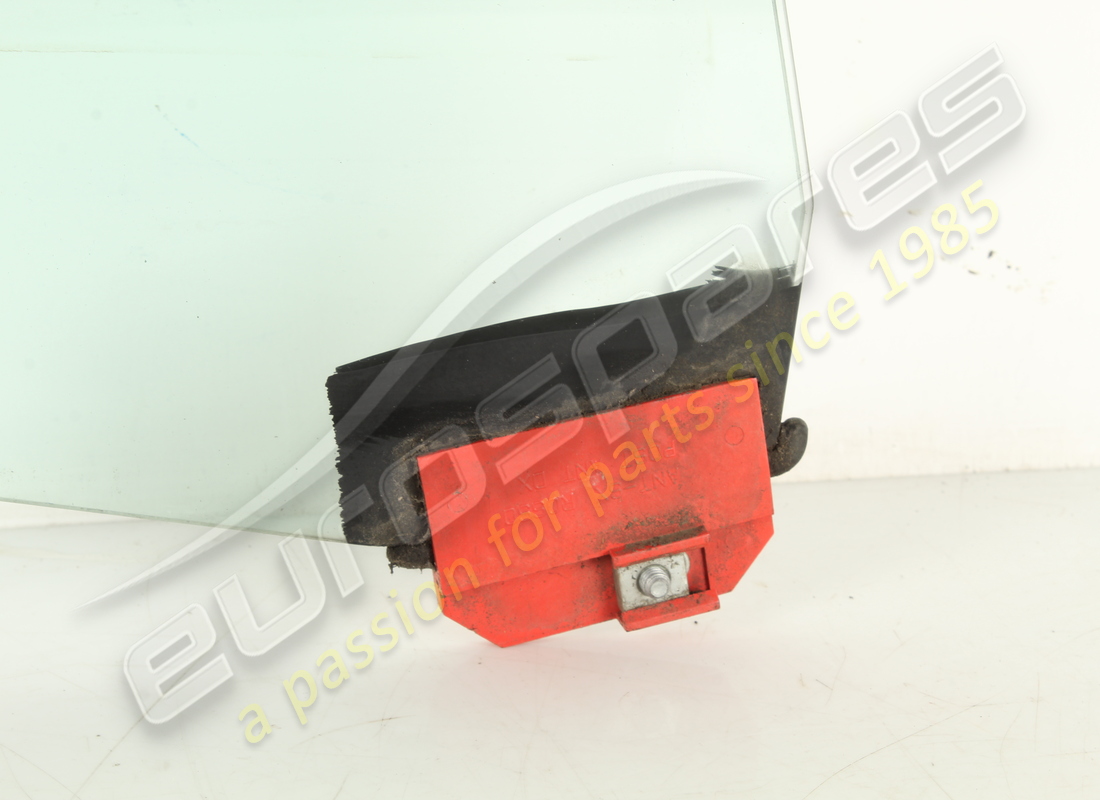 GEBRAUCHT MASERATI RECHTS HINTEN TÜRGLAS. TEILENUMMER 83744700 (4) gebraucht maserati rechts hinten türglas. teilenummer 83744700 (4)