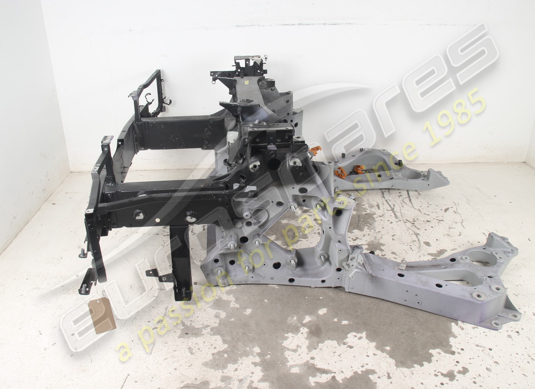 gebrauchter ferrari hinterer hilfsrahmen. teilenummer 985966511 (2)