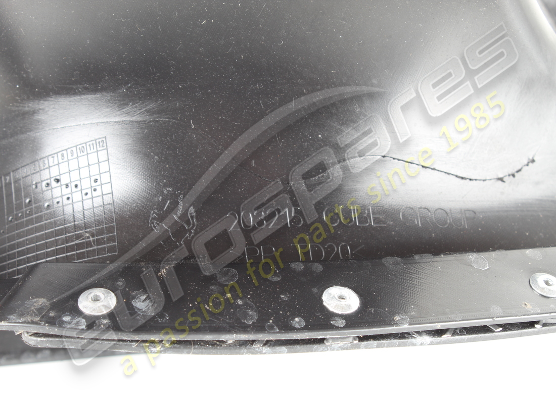 GEBRAUCHT FERRARI CONVOGLIATORE POSTERIORE SX. TEILENUMMER 770227 (4) gebraucht ferrari convogliatore posteriore sx. teilenummer 770227 (4)