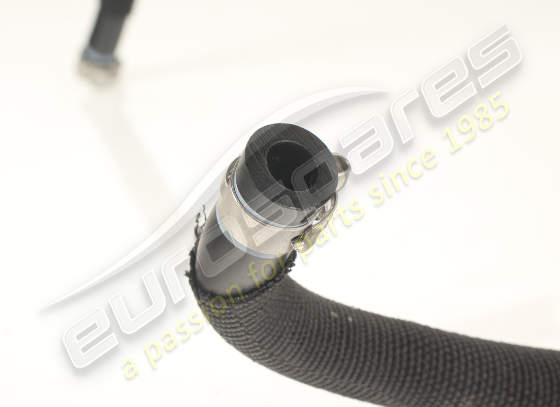 verwendeter ferrari schlauch. teilenummer 905982 (2)