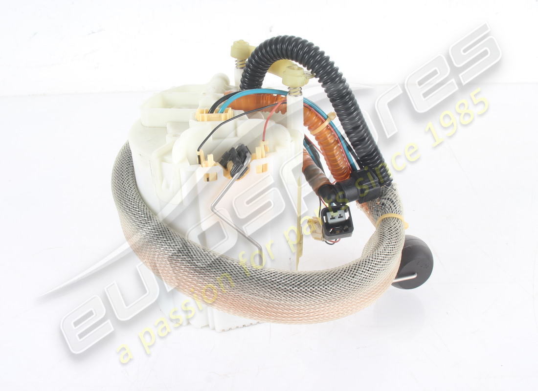 GEBRAUCHTE FERRARI LINKE KRAFTSTOFFPUMPE. TEILENUMMER 272087 (2) gebrauchte ferrari linke kraftstoffpumpe. teilenummer 272087 (2)