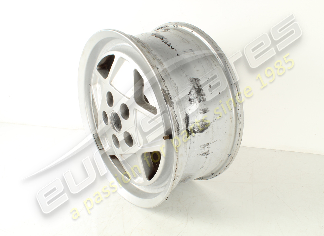 GEBRAUCHTES FERRARI RENNRAD VORNE 3.2 MQV. TEILENUMMER 127465 (5) gebrauchtes ferrari rennrad vorne 3.2 mqv. teilenummer 127465 (5)