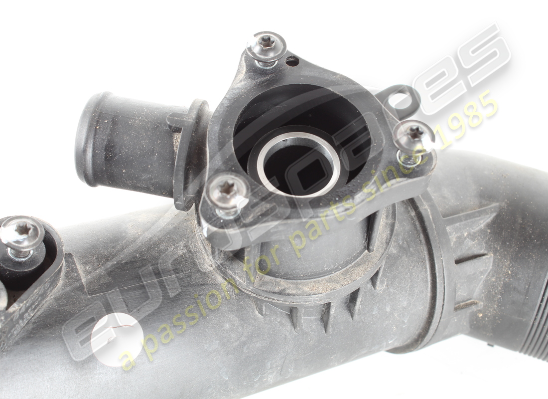 GEBRAUCHT FERRARI RH ROHRVERBINDUNGSFASS. TEILENUMMER 844546 (2) gebraucht ferrari rh rohrverbindungsfass. teilenummer 844546 (2)