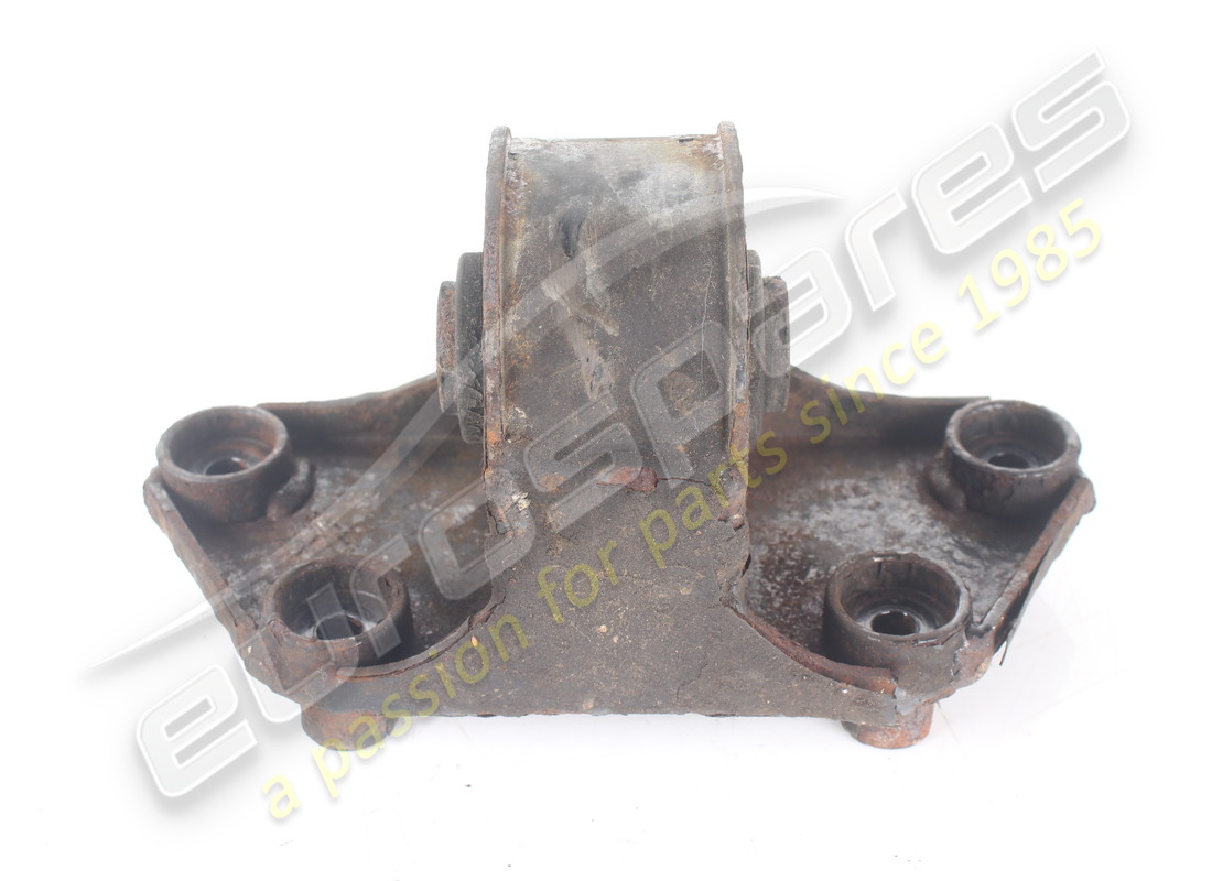 USED MASERATI DIFFERENTIAL MOUNT REAR BRAC. PART NUMBER 376200169 (2) used maserati differential mount rear brac. part number 376200169 (2)