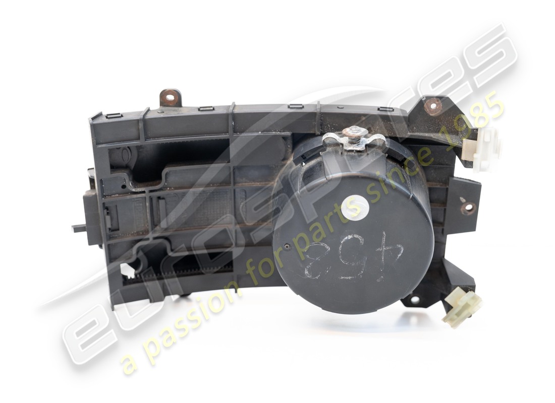 GEBRAUCHTER FERRARI BECHERHALTER. TEILENUMMER 754628 (4) gebrauchter ferrari becherhalter. teilenummer 754628 (4)