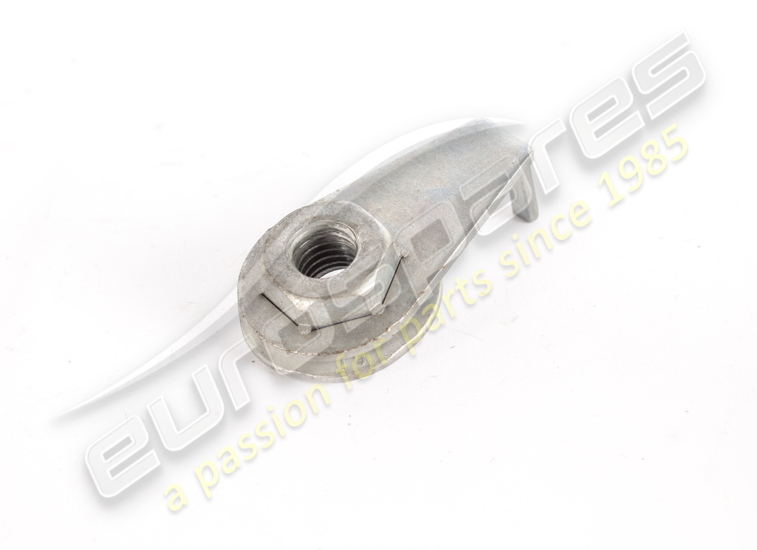 gebrauchte maserati spezialmutter. teilenummer 675001680 (2)